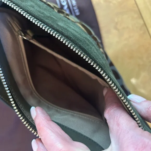 Coach Chelsea Optic Signature Logo Satchel 7035 - Picture 8 of 11